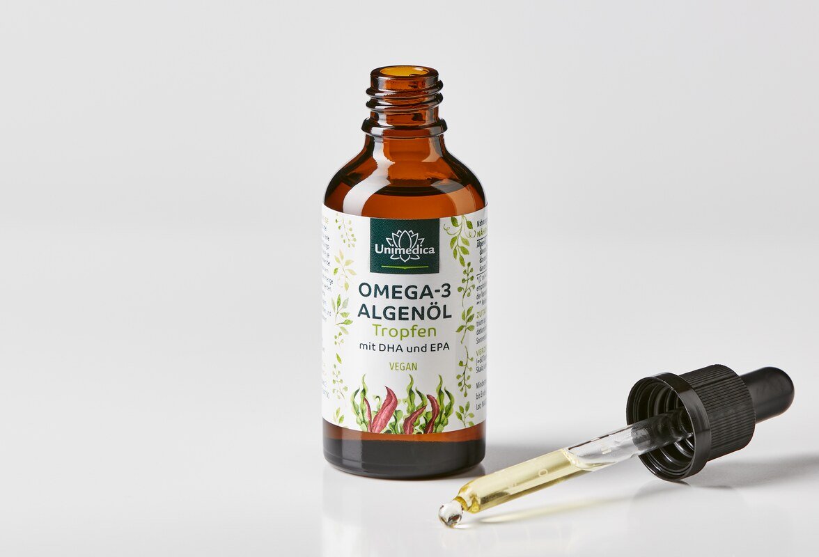 Lot: Vegan complet - bisglycinate de Fer 40 mg avec 40 mg de Vitamine C ET Vitamine B12 avec folate - 180 comprimés ET gouttes d'Huile d'Algue Oméga 3 vegan avec DHA, EPA et DPA - 50 ml - par Unimedica