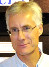 Portrait de Jonathan Hardy