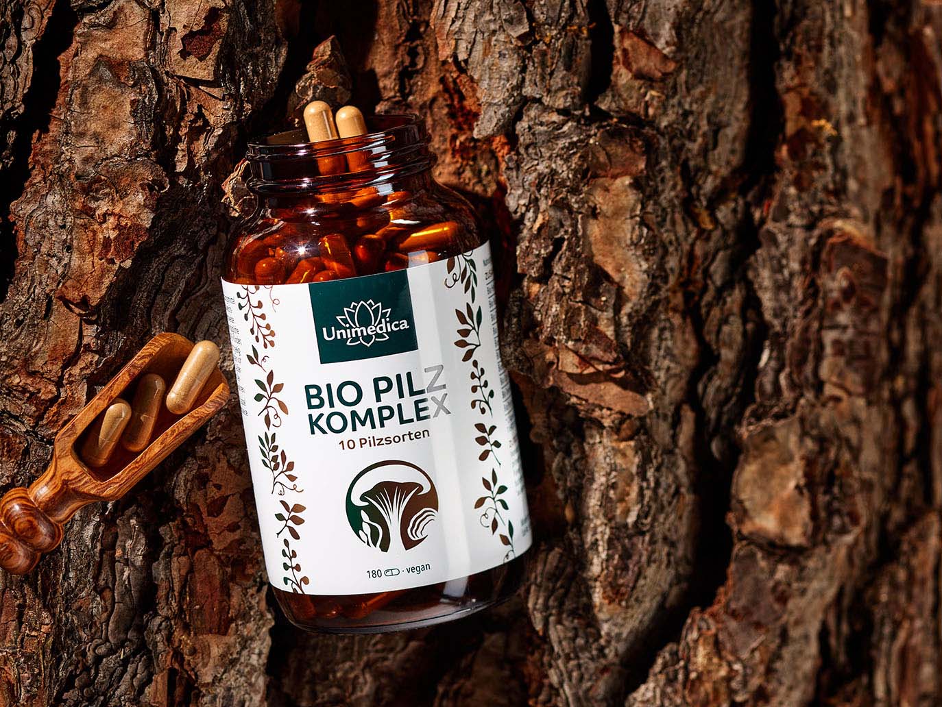 Complexe de champignons BIO  avec 10 variétés de champignons  entre autres cordyceps, shiitaké, reishi, crinière de lion, chaga, héricium - 180 gélules - par Unimedica